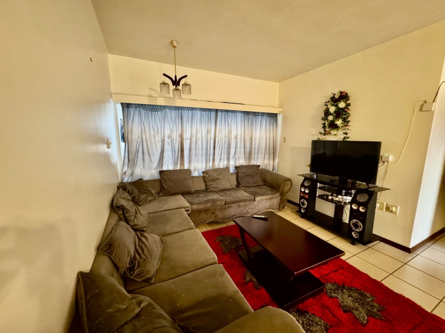 2 Bedroom Property for Sale in Potchefstroom North West
